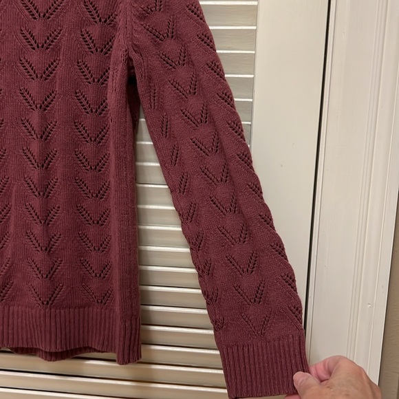 OshKosh B’gosh Cardigan / Sweater in Brick, Size 14, EUC - Picture 11 of 17